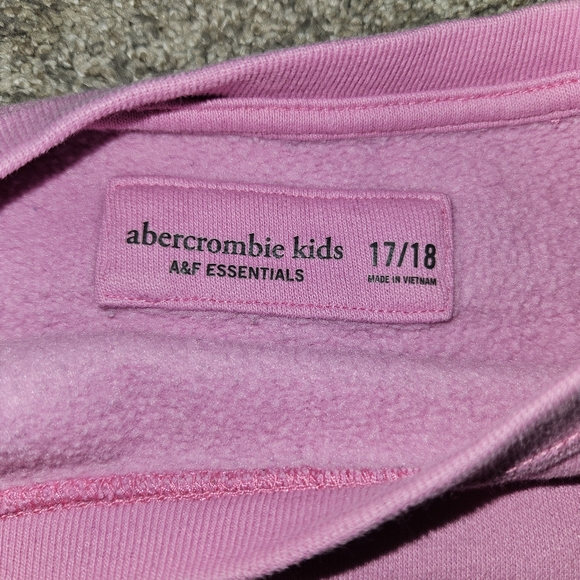 ABERCROMBIE & FITCH Youth Sweater - Picture 4 of 6